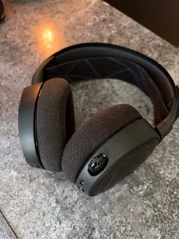 SteelSeries Arctis 7 trådlösa gaminghörlurar