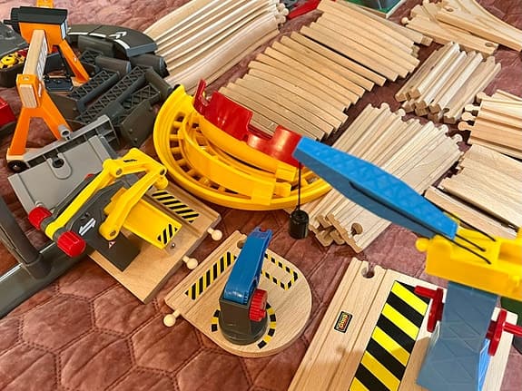 Brio tågset och figurer