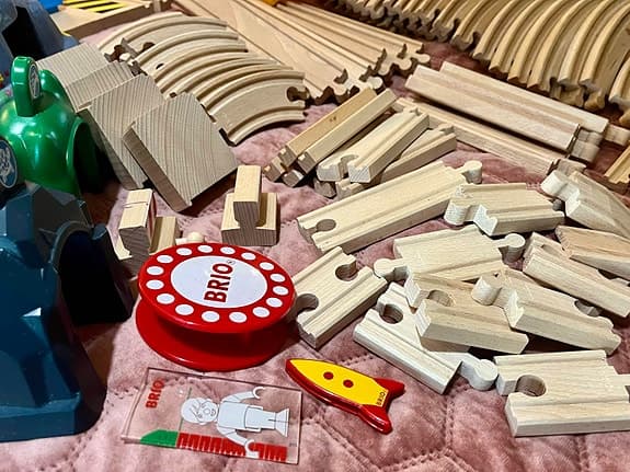 Brio tågset och figurer