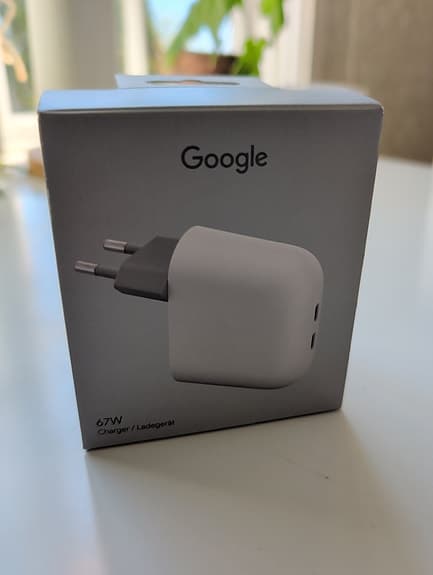 Oöppnad Pixel snabbladdare 67W (dual port)