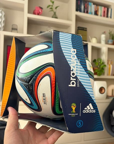 Adidas Brazuca fotboll stl 5