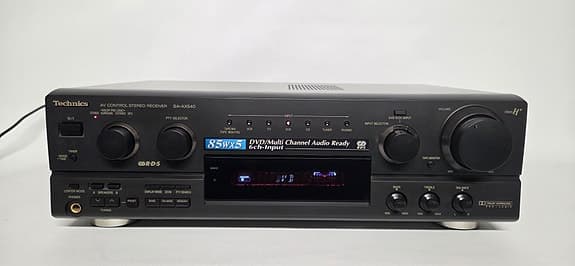 Technics SA-AX540 förstärkare med skivspelaringång