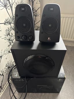 Logitech Z623 högtalarpaket 2.1 med subwoofer