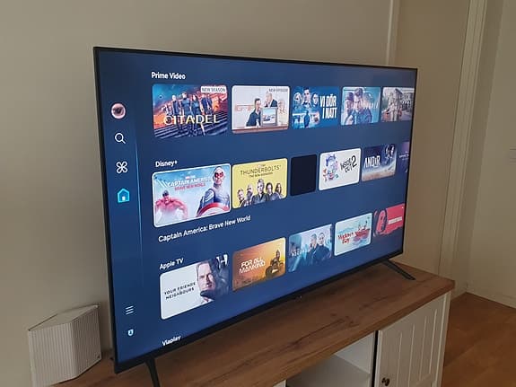 Samsung smart TV 65 tum svart