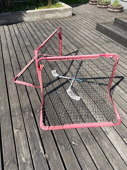 Innebandy klubbor med mål