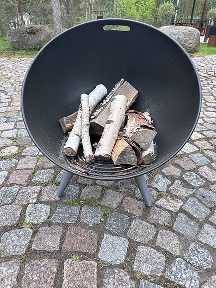 Svart eldstad Fire Globe från Eva Solo / eldfat på ben