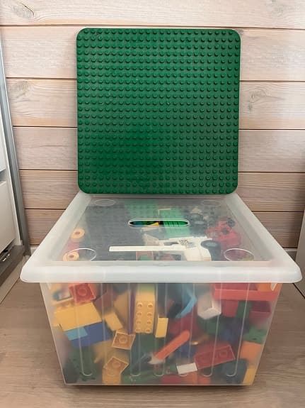 LEGO DUPLO ca 5 kg och grön byggplatta
