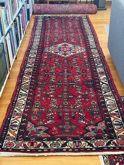 Vacker äkta orientalisk gångmatta – 315 cm lång