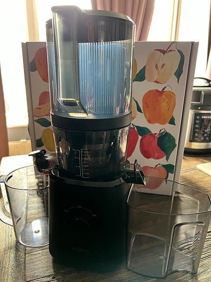 Namajuicer kallpressande juicemaskin i gott skick