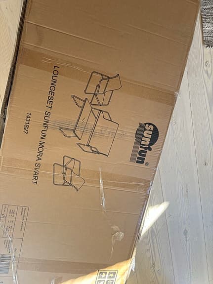 Svart loungeset 2 fotöljer 1 glasbord (exkl soffa)
