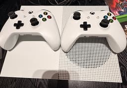 Microsoft Xbox One S konsol vit