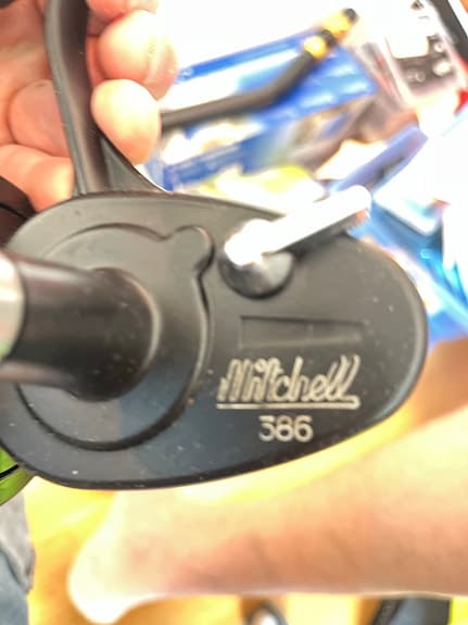 Mitchell 386 fiskerulle svart