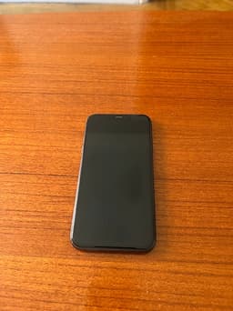 iPhone 11 - 64 GB