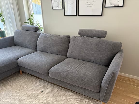 Grå soffa från Mio modell County