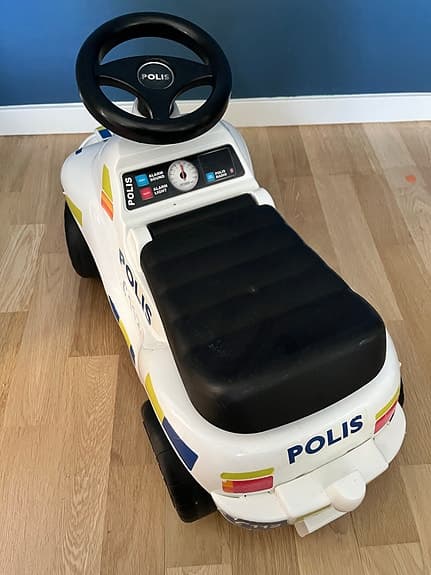 Plasto polisbil gåbil för barn