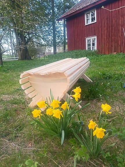 Träbänk, ljugarbänk, kärleksbänk, bänk, utomhus