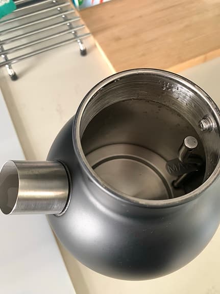ASCOT Vattenkokare rostfritt stål, 1,6 L, 2 200 W, svart
