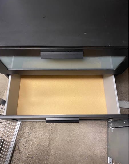 Ikea Brimnes Byrå med 3 lådor i svart.