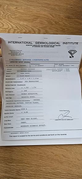Naturlig rubin 0,41 ct med certifikat