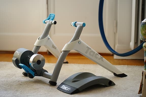 Tacx Flow smart cykeltrainer