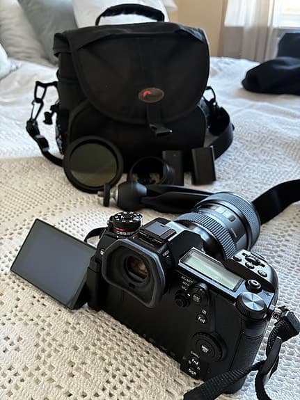Panasonic Lumix G9 videokit – Sigma 18-35 f/1.8 + gimbal + tillbehör