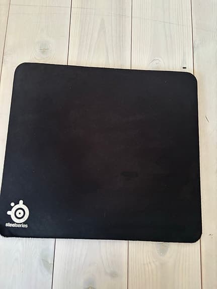 SteelSeries musmatta svart
