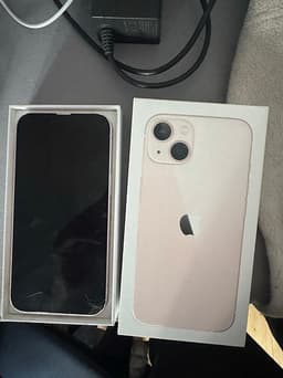 Apple iPhone 13 256 GB rosa sprucken baksida