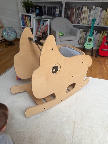 Done by Deer babygym med aktivitetsleksaker