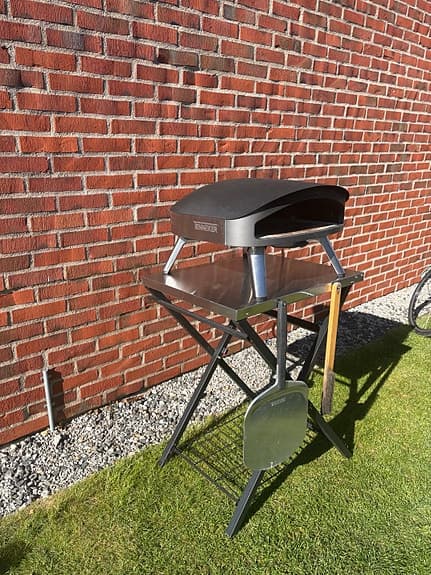 Pizzaugn inkl. Bord, skydd och andra tillbehör