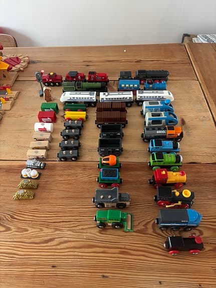 Stort set BRIO tågbana