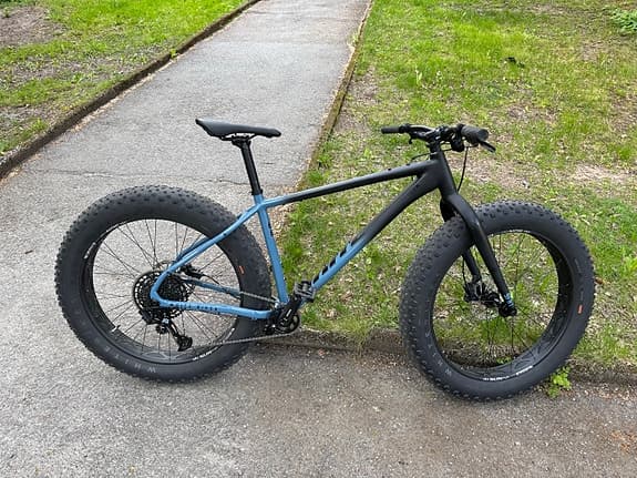 White 9Fat fatbike