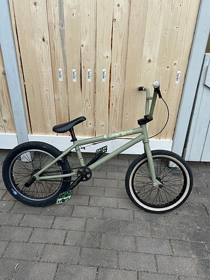 Cadet bmx för 8-14 år