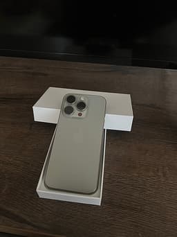Apple iPhone 15 Pro Max 128 GB silver