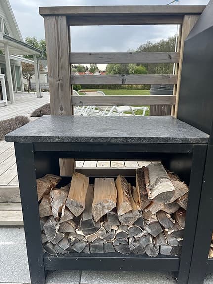 Grå granitskiva till utekök/bänkskiva