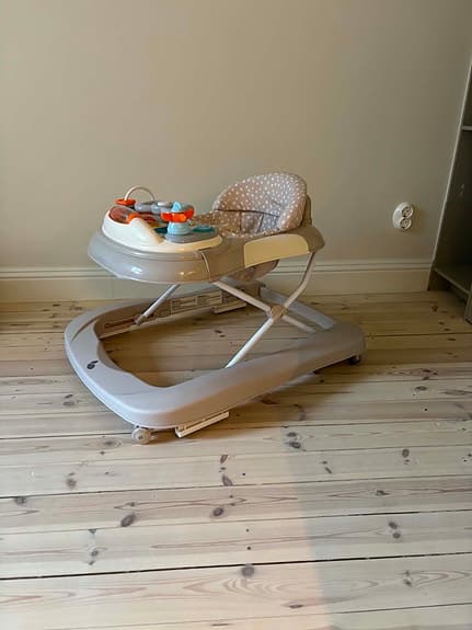 Gå-stol från beemoo play