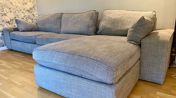 Soffa med divan