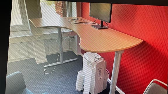 Elektrisk höj och sänkbart skrivbord