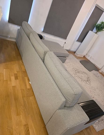 4-sits L-formad soffa i absolut nyskick!