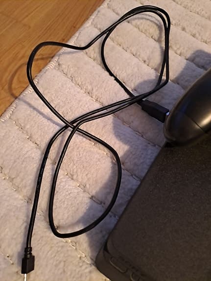Sony Playstation 4 spelkonsol med handkontroller