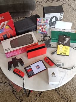 Nintendo Switch OLED i Nyskick - Mario Red Edition