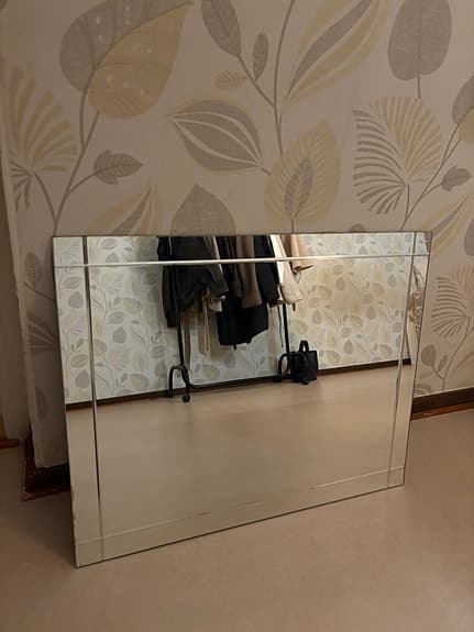IKEA spegel med lampor för sminkbord