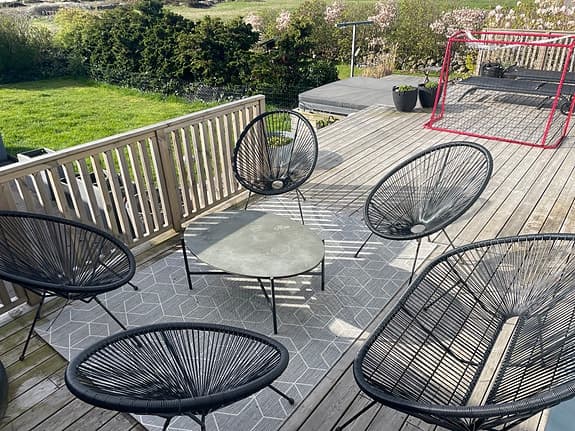 Modern loungegrupp för uteplats – soffa, 4 stolar & bord - OBS PRISSÄNKT