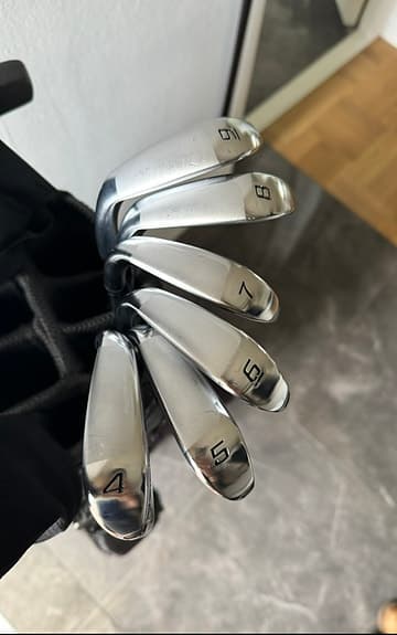 Cobra King F7 One Length 4–9