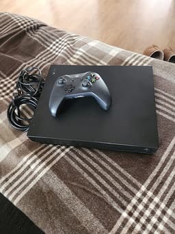 Microsoft Xbox One spelkonsol svart