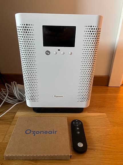 Ozoneair luftrenare med display och fjärrkontroll
