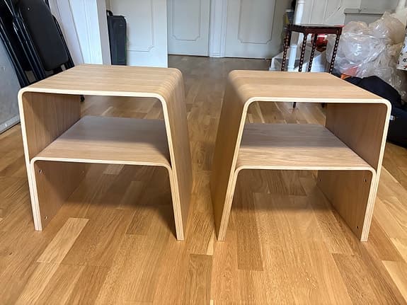 Sängbord/pallar i ekfanér