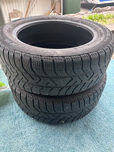 Två st Garagehjul/Uppställningshjul 205/55 R16
