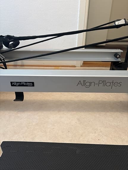 Pilates reformer Align- Pilates för studiobruk
