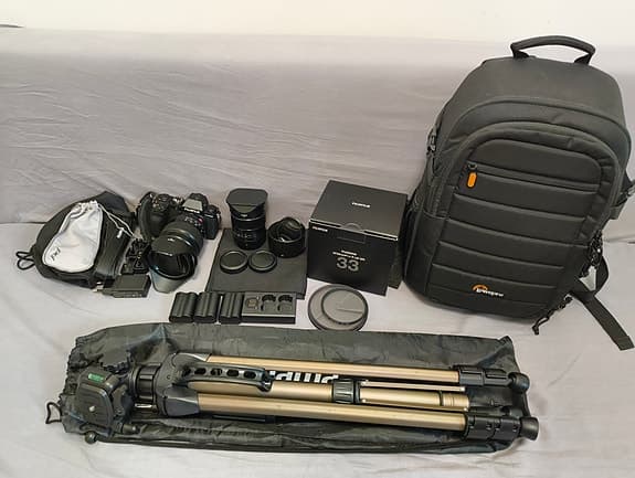 Fujifilm X-S20 + XF 16-55 + XF 33 + kamera tillbehör och utrustning