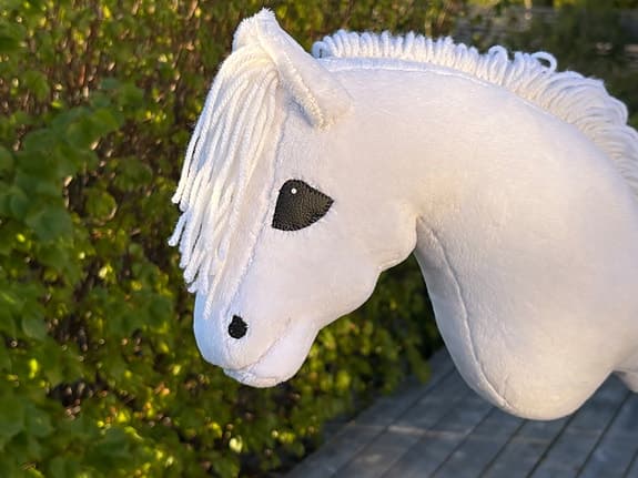 Käpphäst/hobbyhorse - @ljung_kapphastar